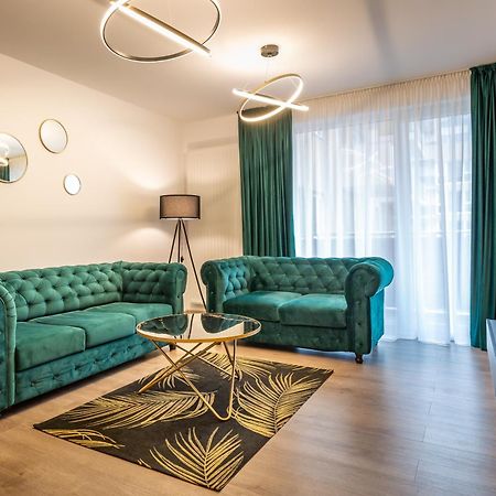 Carpatilor Apart Hotel Braşov Extérieur photo